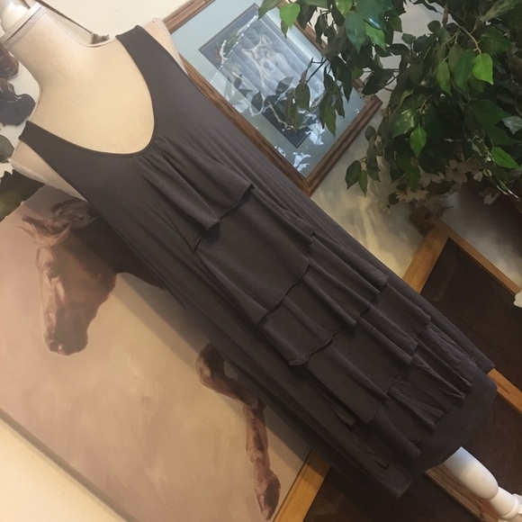 Genx dark gray tiered ruffle soft stretchy tunic - Picture 2 of 6